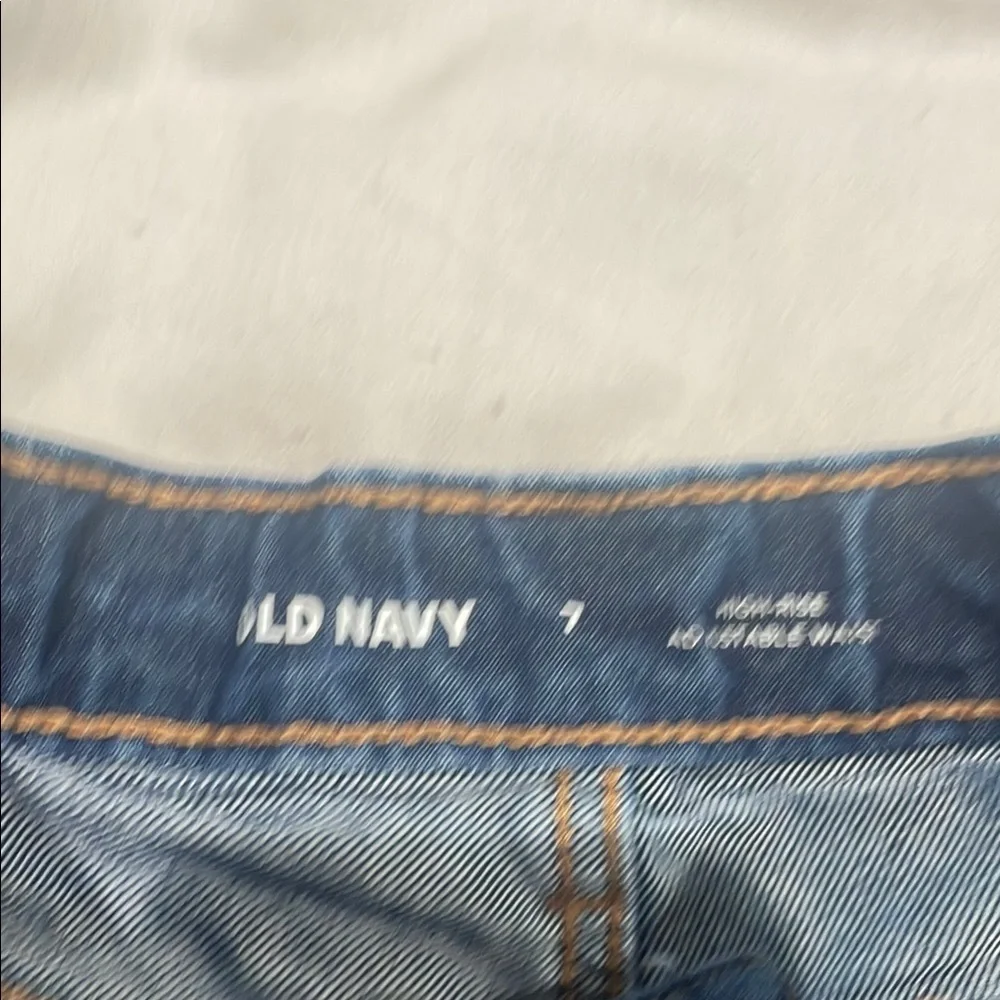 Old Navy Blue Denim Cut-Off Shorts (B)